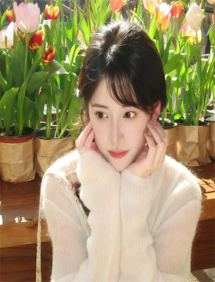 幕后探秘《一袭灰衣万缕情》：番外的补充叙事与世界观扩展 了解一部电影是如何诞生